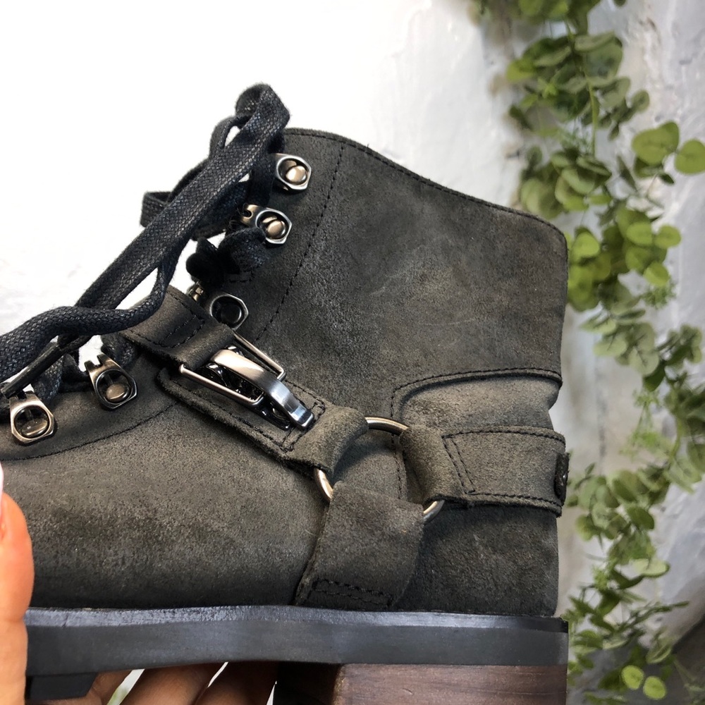 Ugg Fritzi Combat Boots 7 Water Resistant - Picture 6 of 8